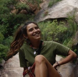 Meet your Posher, Aye